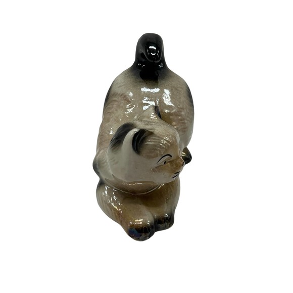 Ceramic Cat Kitten Stretching High Gloss and Weird Eyes - Picture 2 of 5